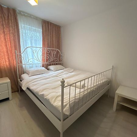 Piata Sudului Host Apartment Bucharest Exterior photo